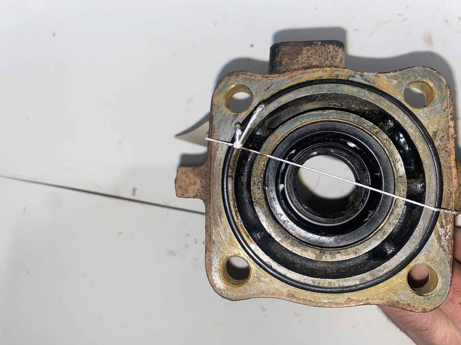 1986 Honda Fourtrax 350 OEM Left Side Knuckle Holder1