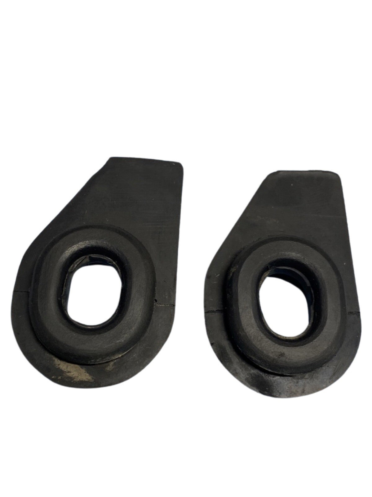 1986-1989 Honda Fourtrax Foreman 350 Frame Rubber Grommets 83615-HA7-6701